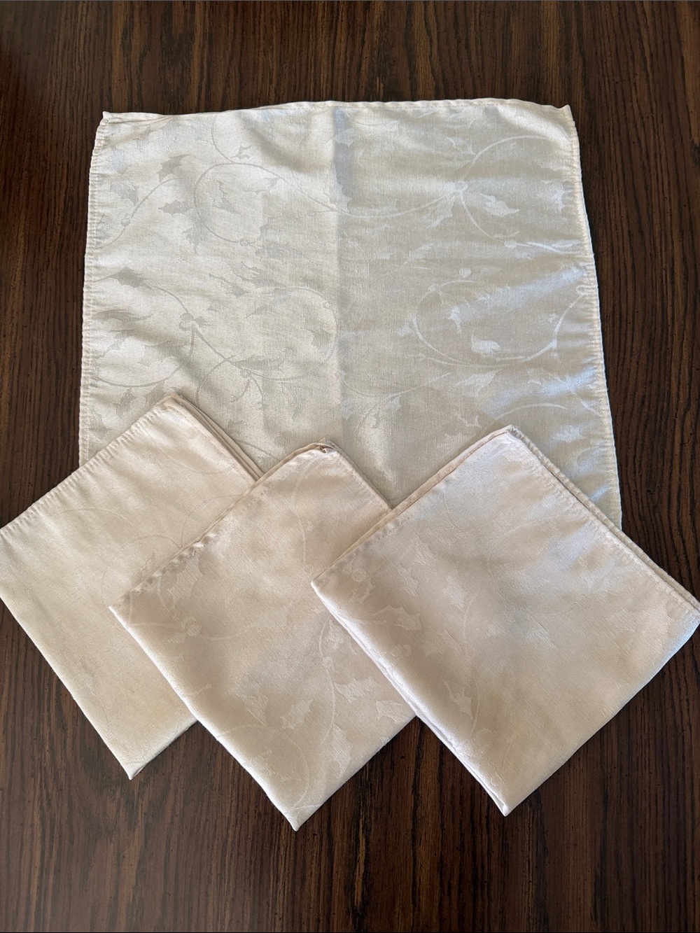 Elegant Cream Damask Napkin Set - Home Accents